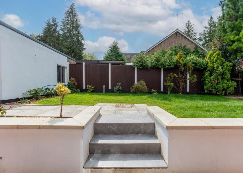 England Purley Property Grounds