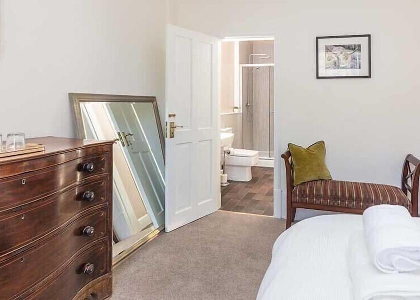 Scotland Girvan Room
