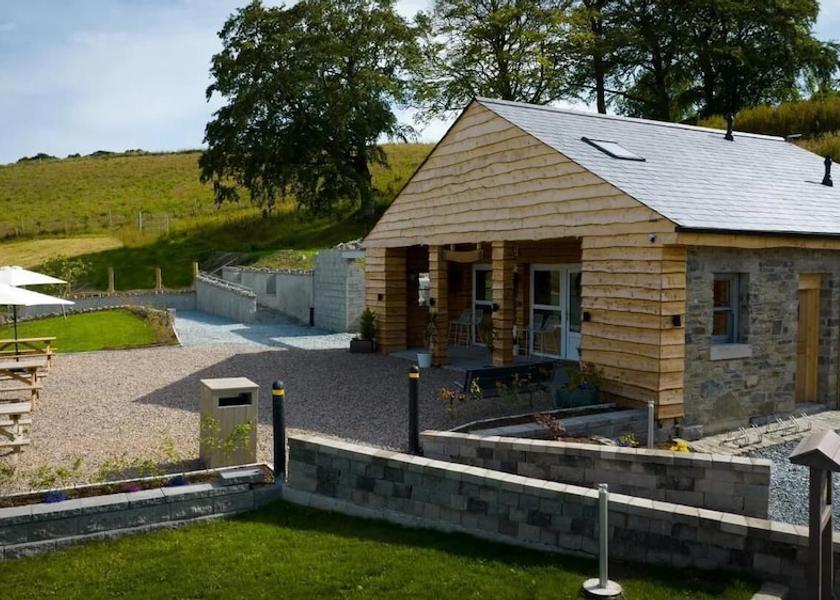 Northern Ireland Ballynahinch Property Grounds