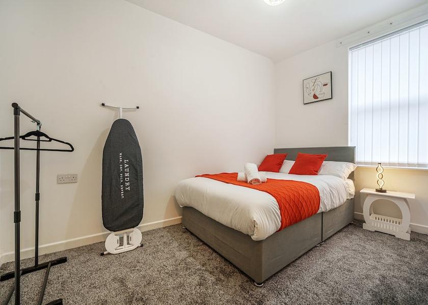 England Liverpool Room