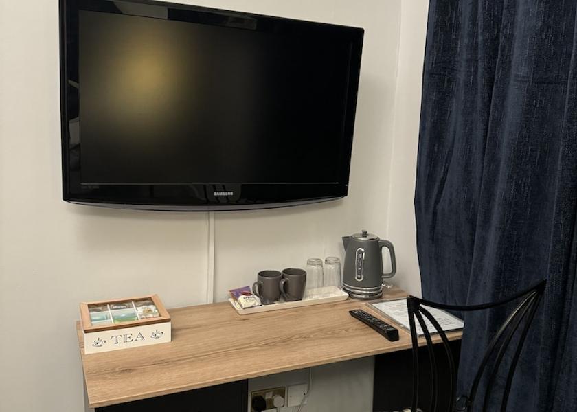 England Chertsey Room
