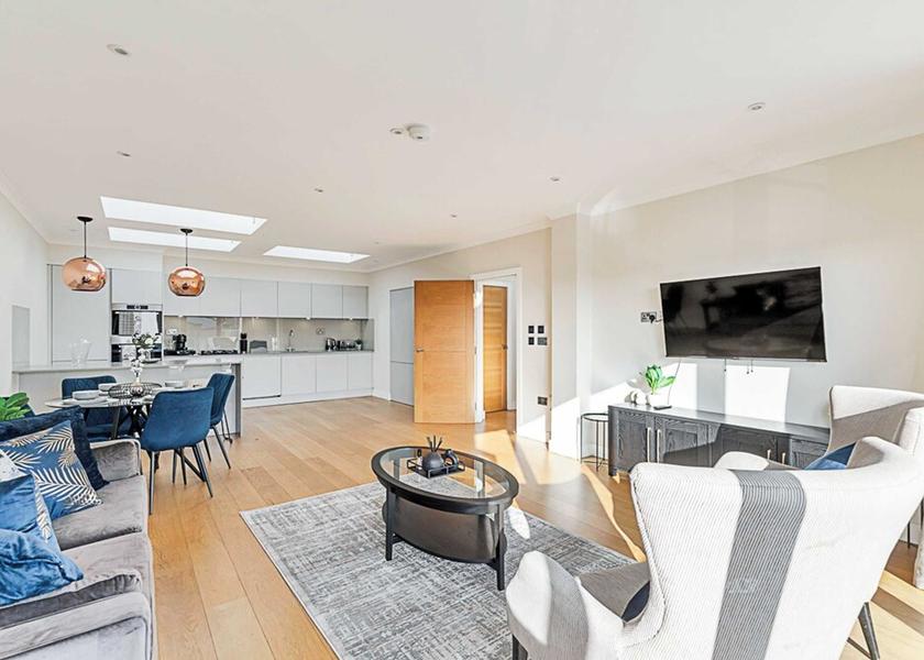 England Brentford Living Area