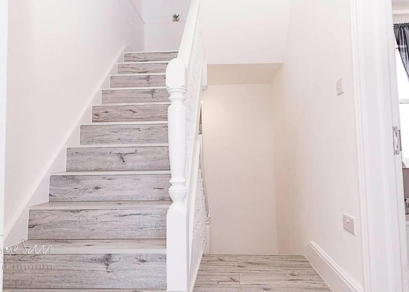 England Bromley Interior Entrance