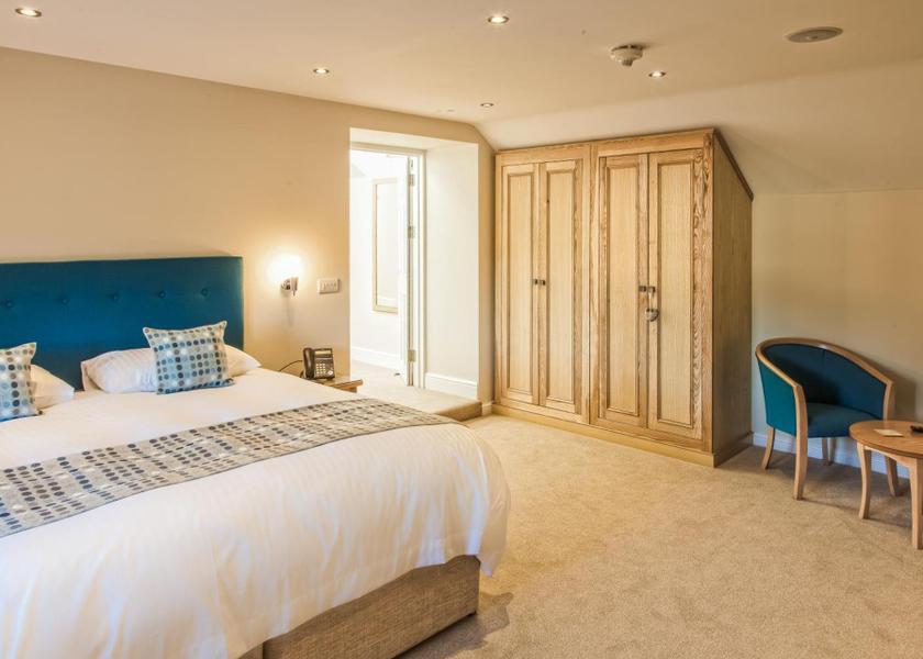 Wales Newcastle Emlyn Executive Suite