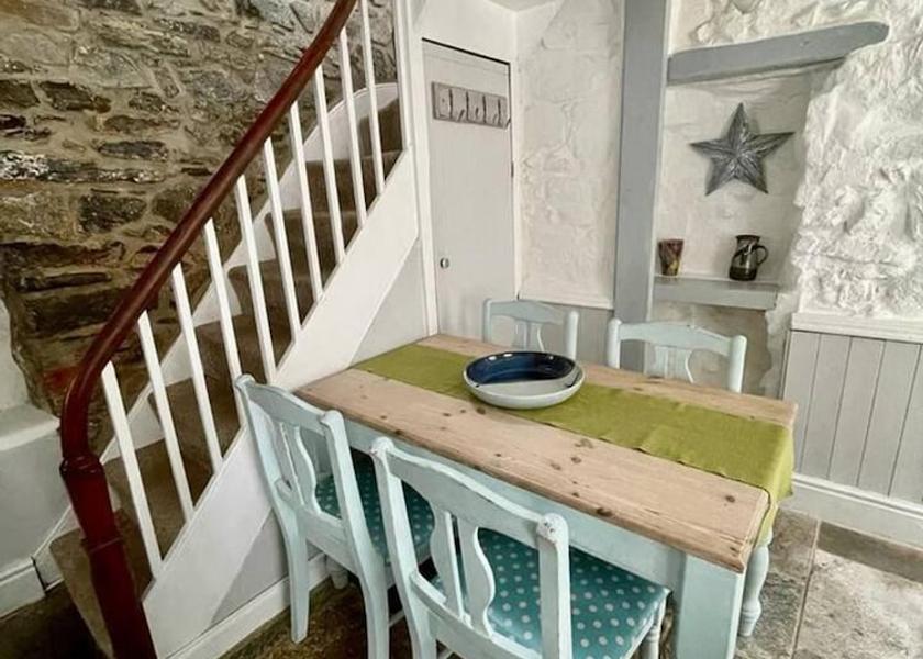 England St Ives Dining Area