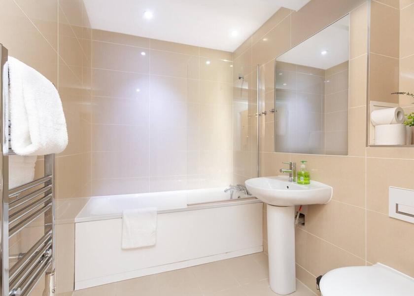 England Enfield Bathroom