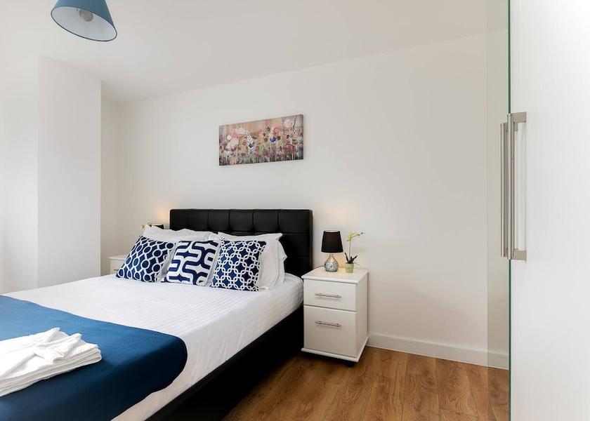England Enfield Room