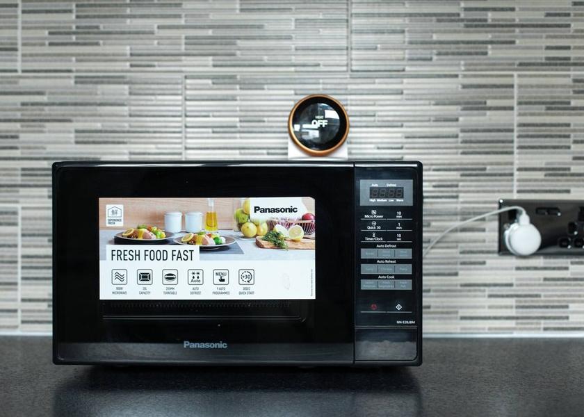 England Hatfield Interior Entrance