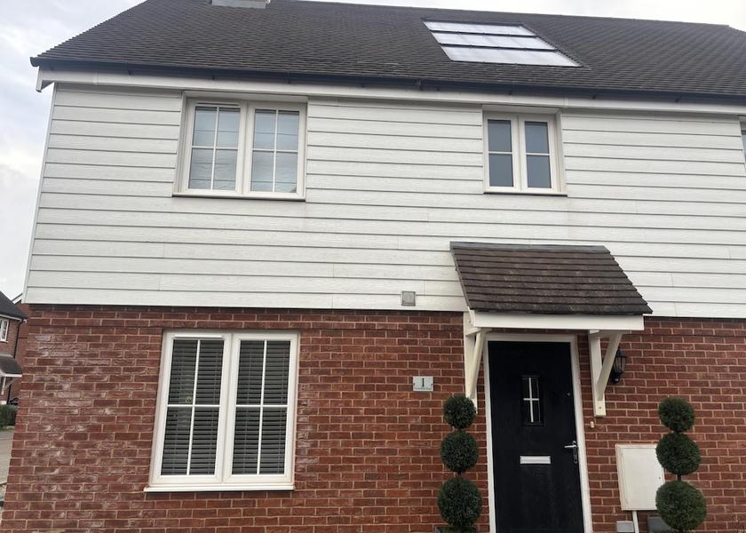 England Horley Exterior Detail