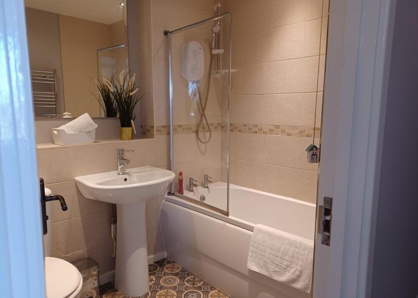 England Dunstable Bathroom