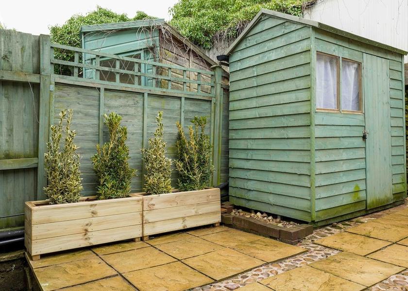 England Chipping Norton Exterior Detail