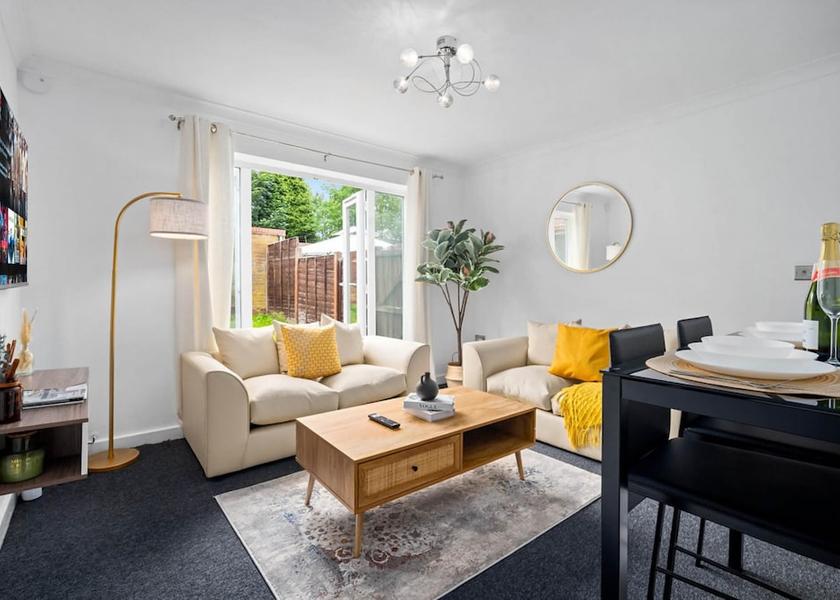 England Oldbury Room