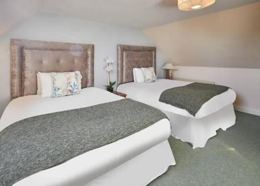 England Belford Room