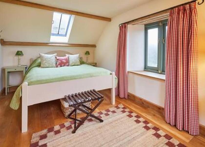 Wales Crickhowell Room