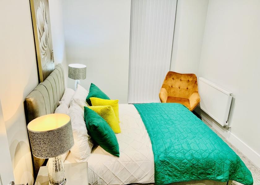 England Barking Room