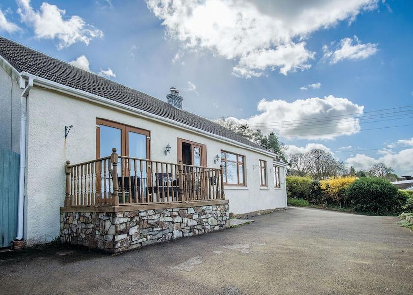 Wales Narberth Facade