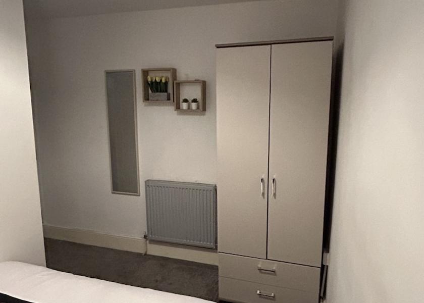 England Liverpool Room