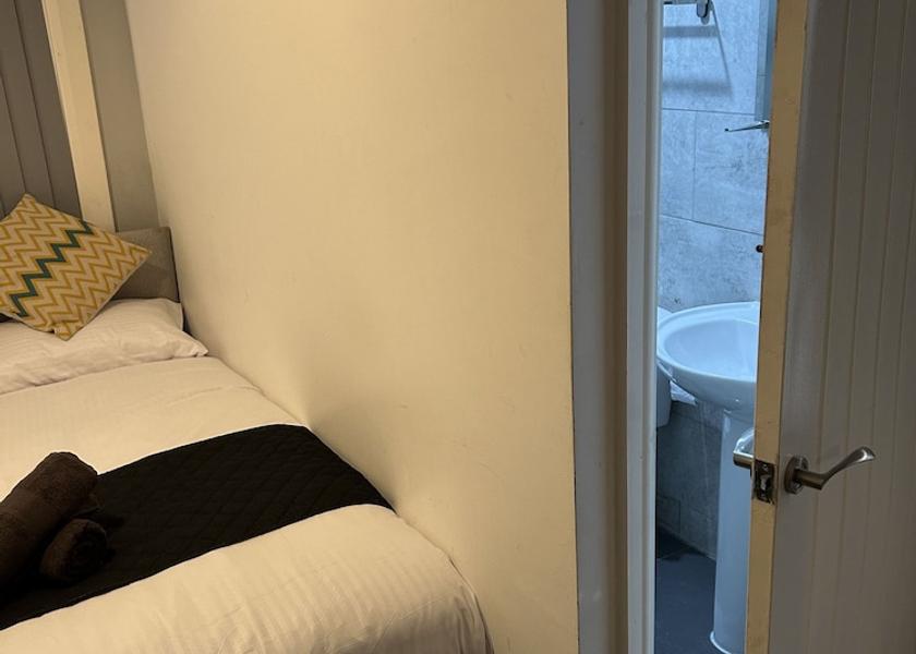 England Liverpool Room