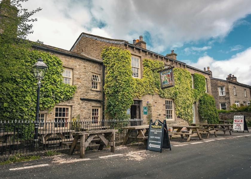 England Hawes Exterior Detail