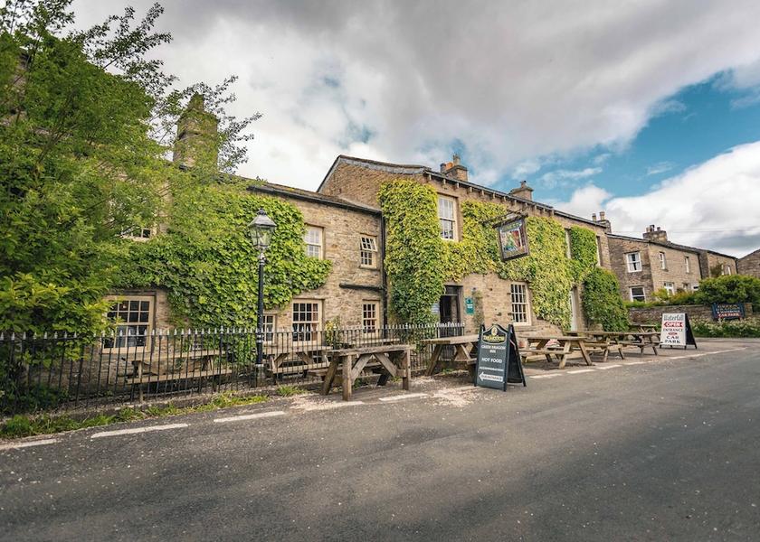 England Hawes Exterior Detail