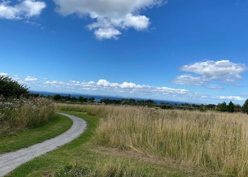 Scotland Prestonpans Property Grounds