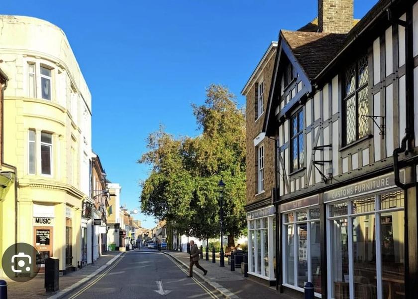 England Hythe Parking