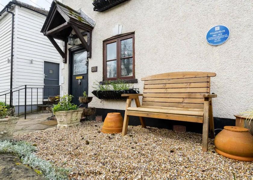 England West Malling Exterior Detail