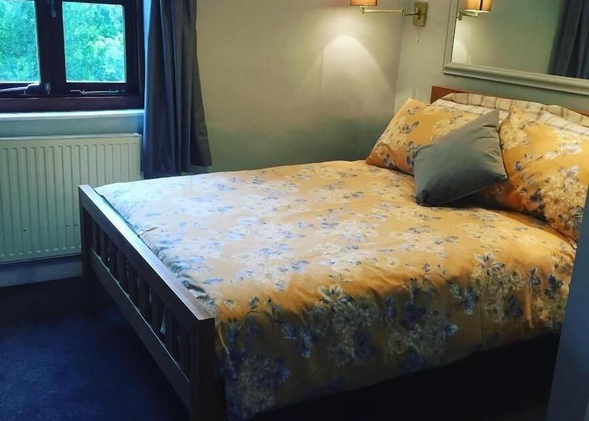 England West Malling Room