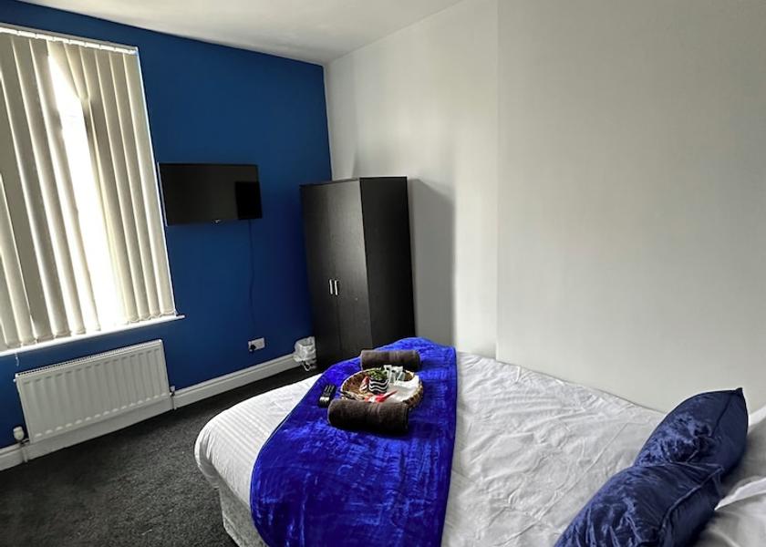 England Liverpool Room
