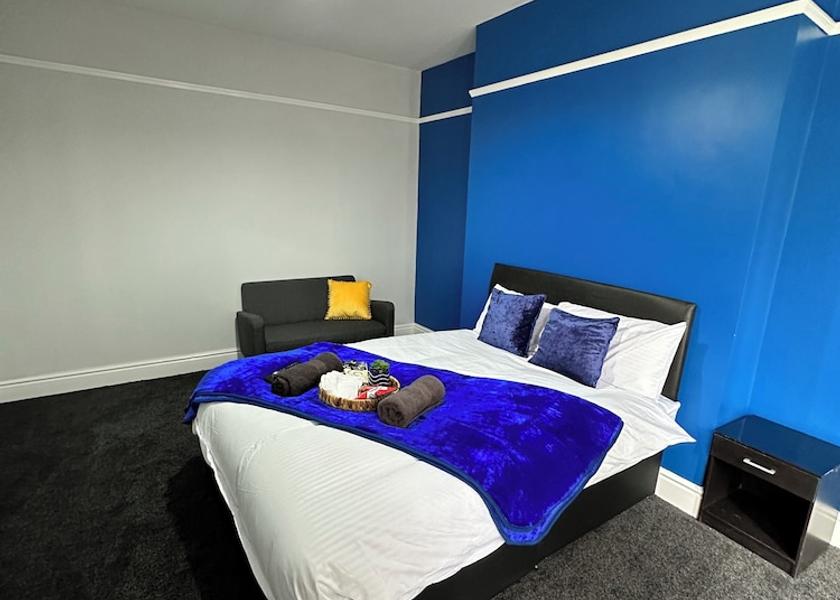England Liverpool Room