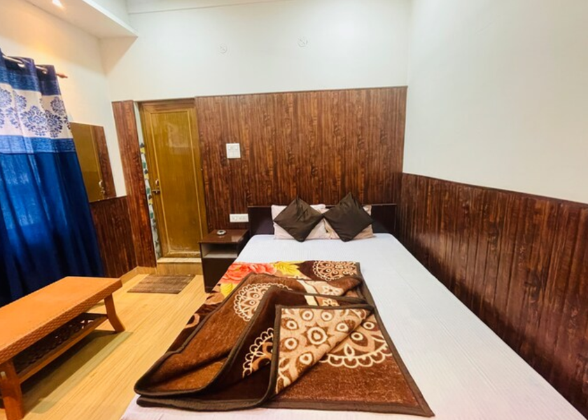 West Bengal Cooch Behar DELUXE DOUBLEBED ROOM (NON AC)