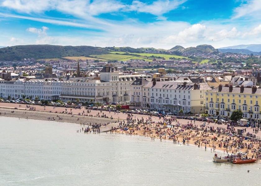 Wales Saint Asaph Room