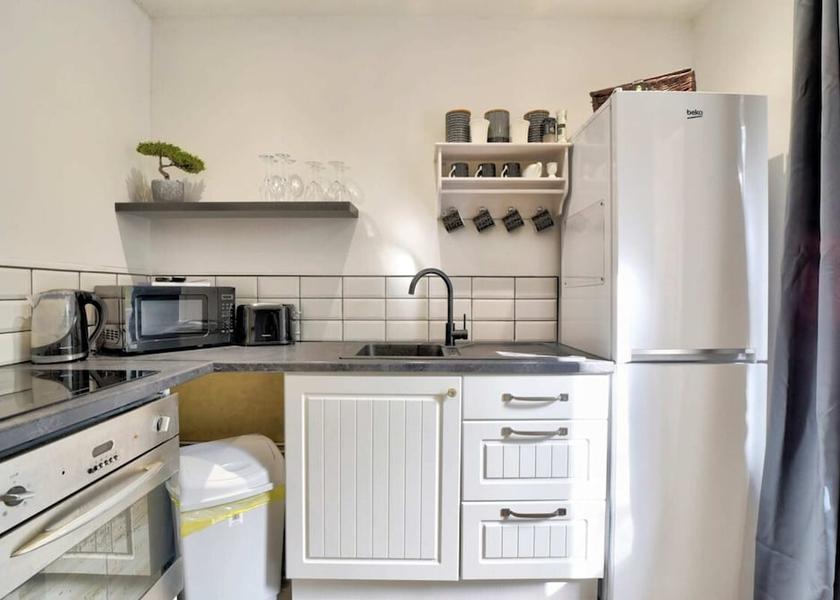 England Grays Kitchen