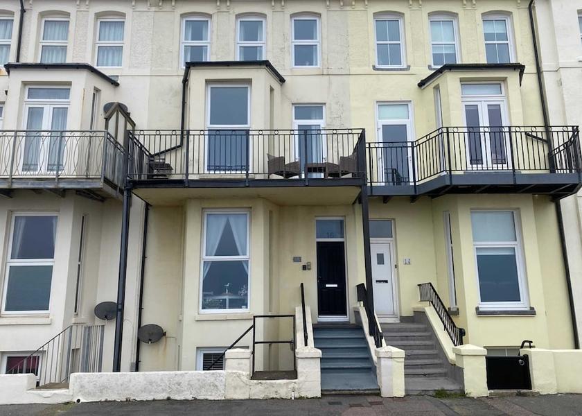 England Hythe Exterior Detail