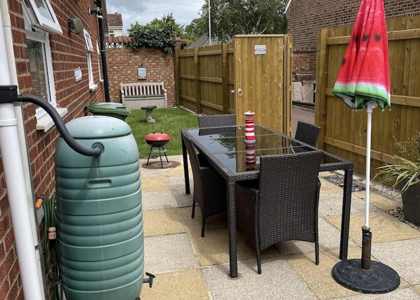 England Hythe Property Grounds