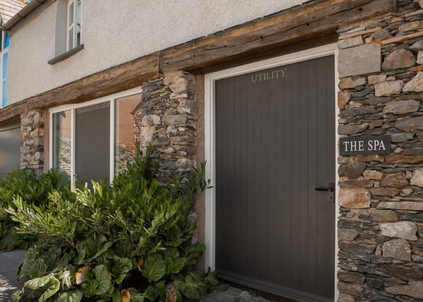 England Grange-over-Sands Room