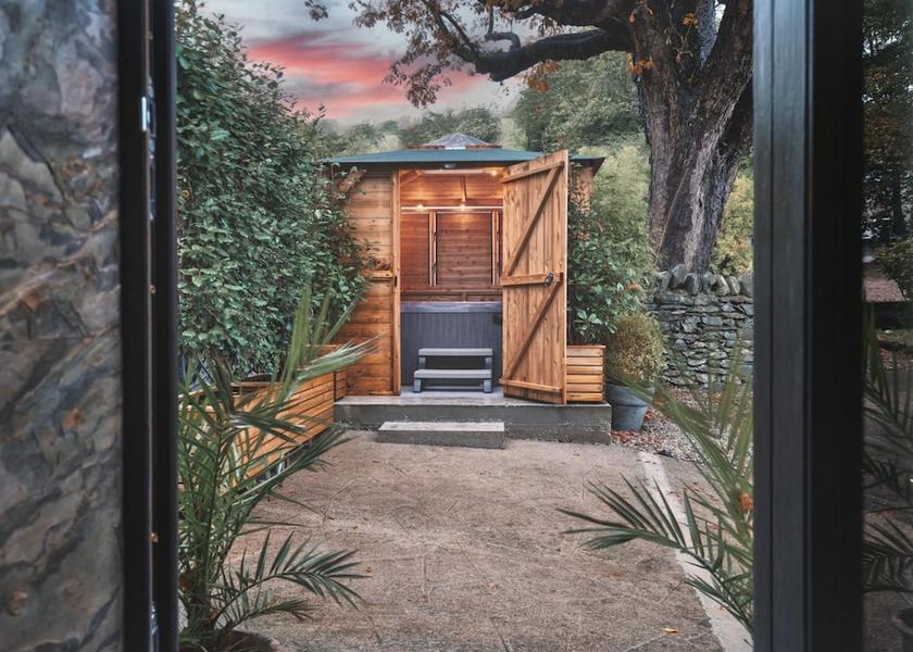 England Grange-over-Sands Room