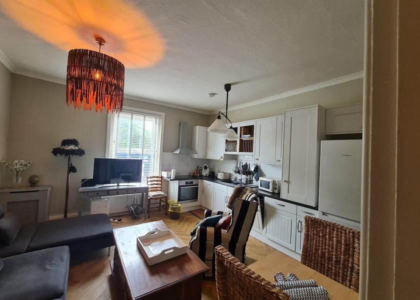 England Sale Living Area