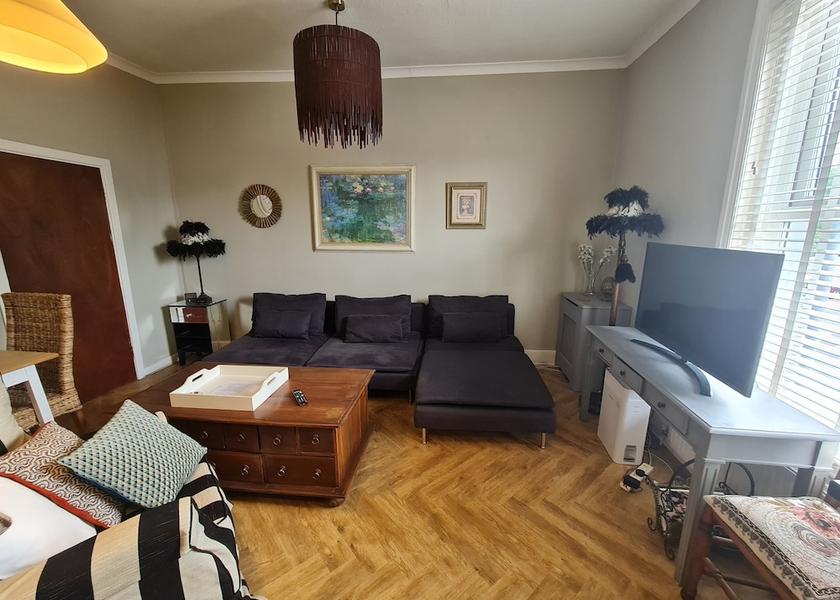 England Sale Living Area