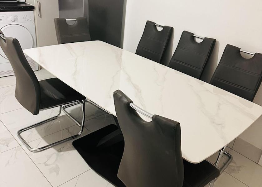 England Uxbridge Kitchen