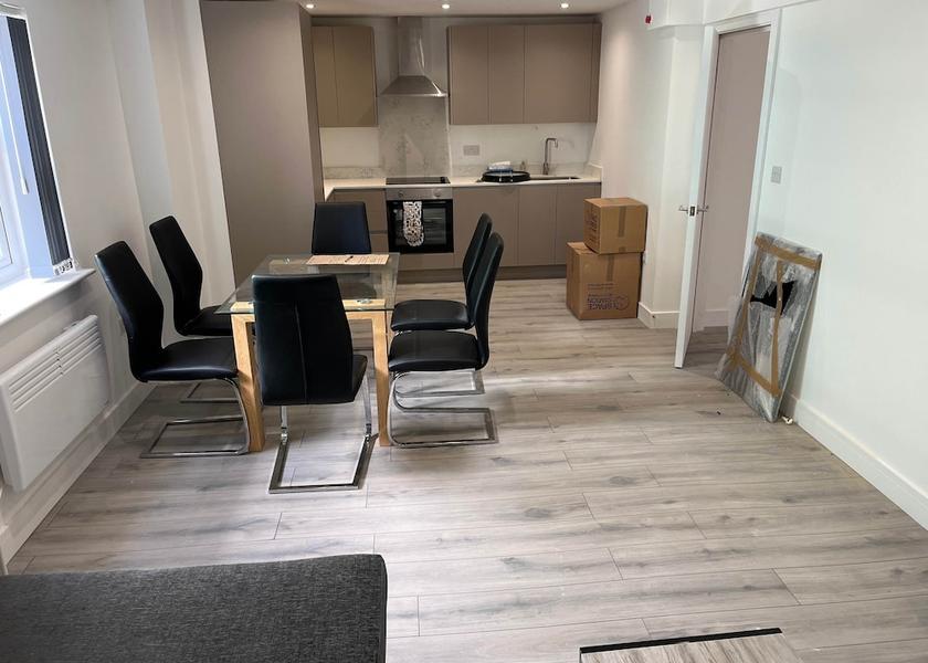 England Camberley In-Room Dining