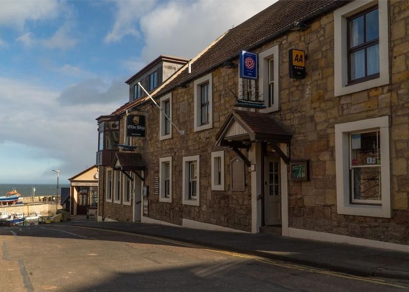 England Seahouses Exterior Detail