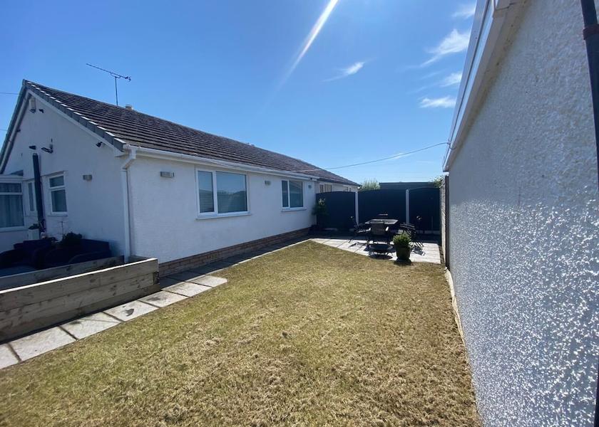 Wales Prestatyn Property Grounds
