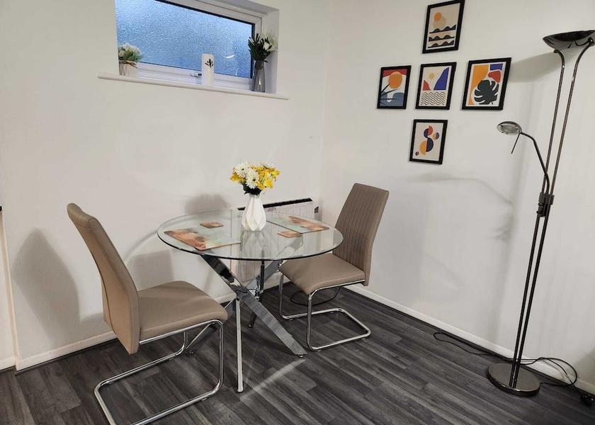 England Grays Dining Area