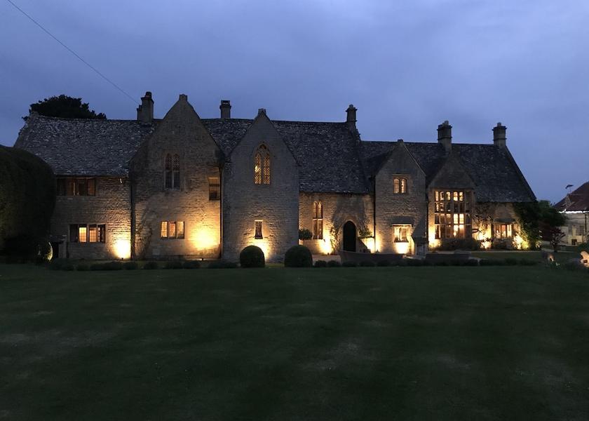 England Broadway Exterior Detail