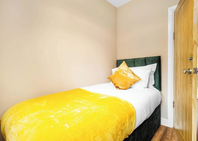 England Oldbury Room