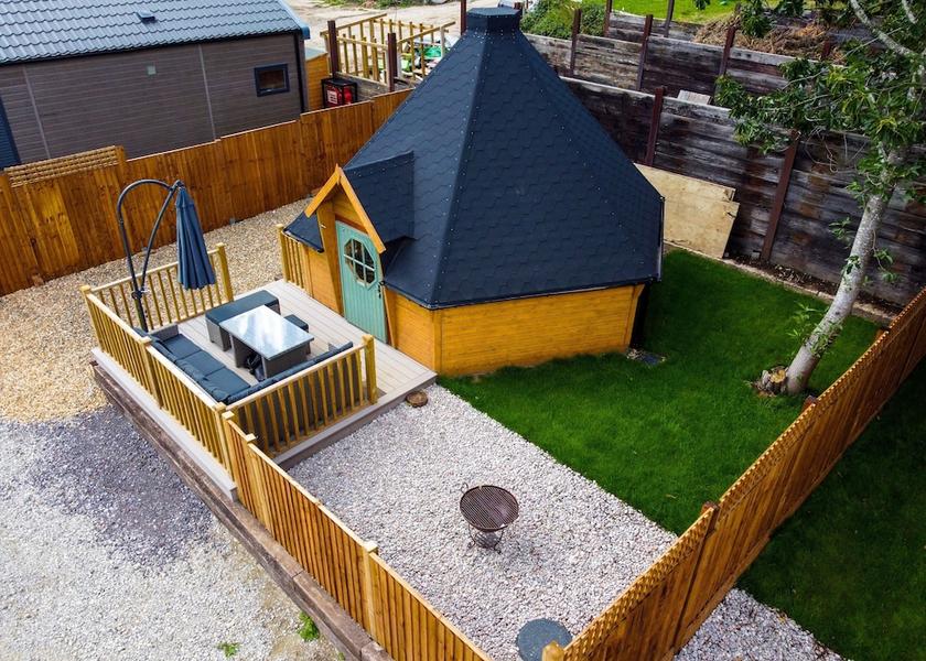 England West Malling Exterior Detail