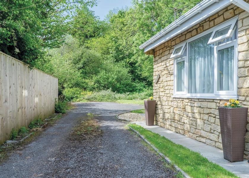 Wales Kilgetty Exterior Detail