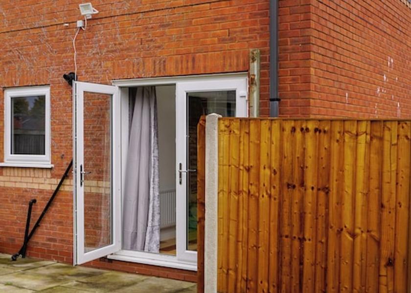 England Wigan Exterior Detail