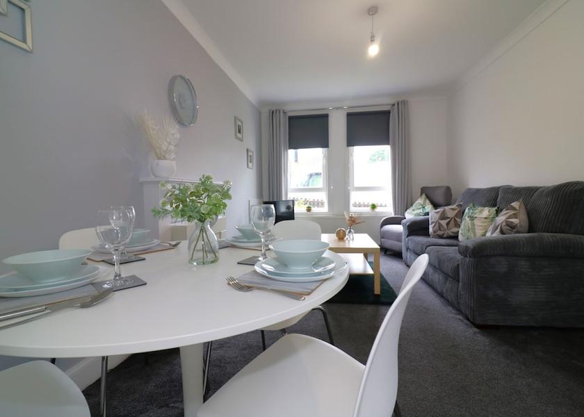 Scotland Airdrie Room